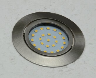 LED-Einbauleuchte Flat-32 warmweiß 80x32mm 5W 590lm Edelstahl gebürstet