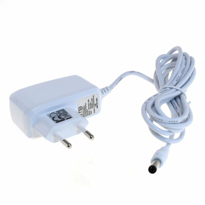 OTB Netzteil 100-240V - Output 12V/600mA - 5,5x2,1mm Stecker - weiß