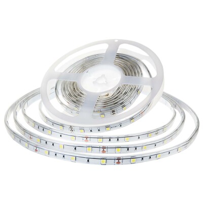 LED-Stripe 30LED/m 420lm/m 4,8W/m 12V warmweiß 3000k 5m IP65